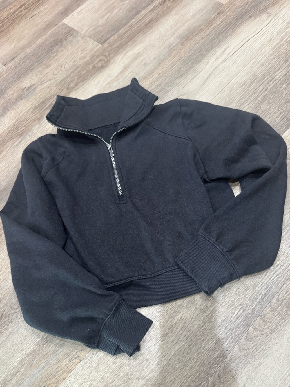 Girls black cropped pullover half zip